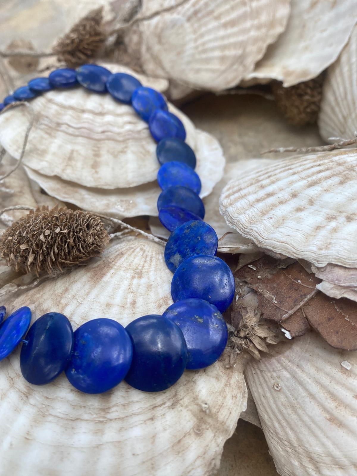Meditative Parts - Necklace - Lapis lazuli