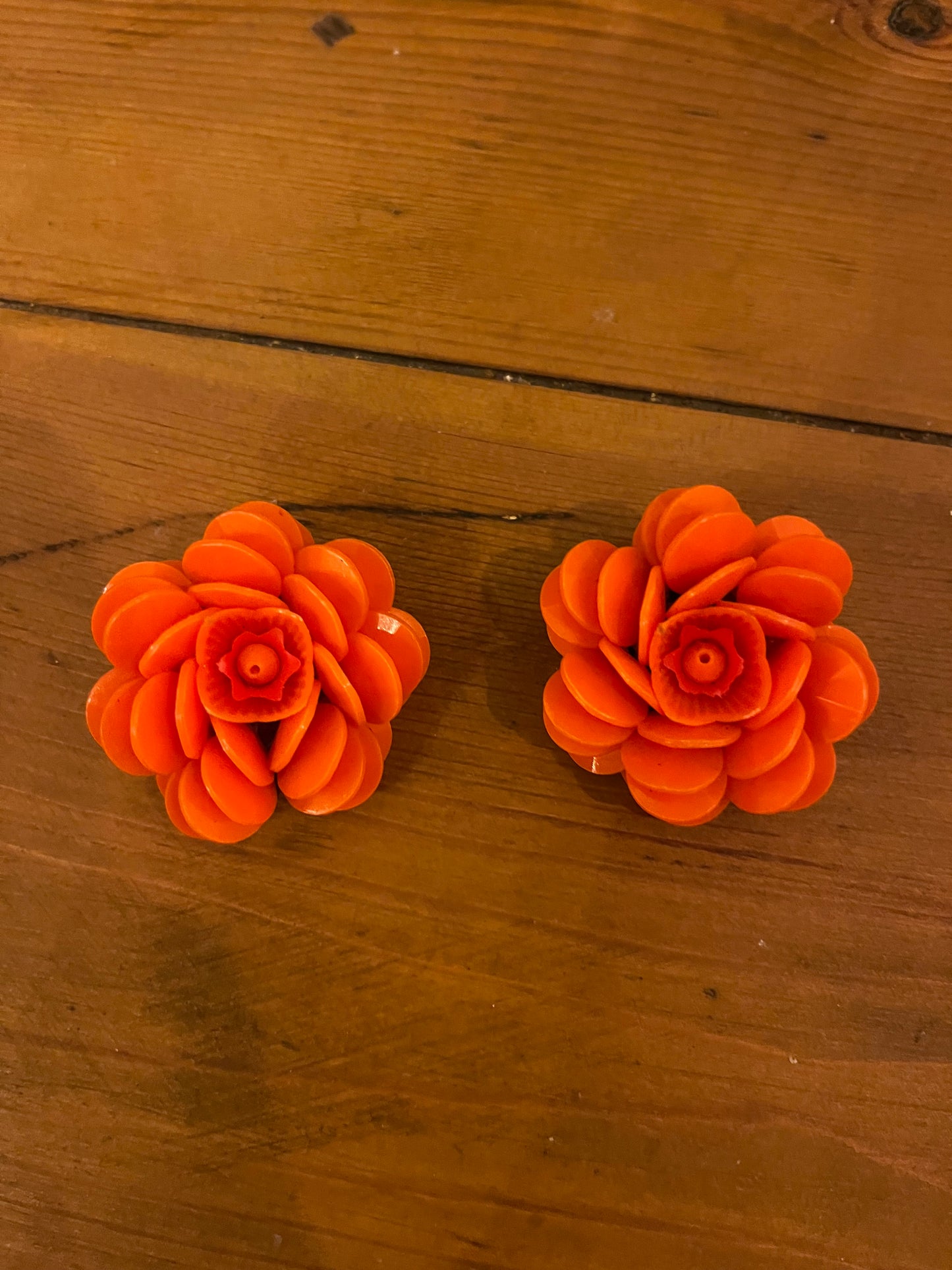 Vintage flower earrings