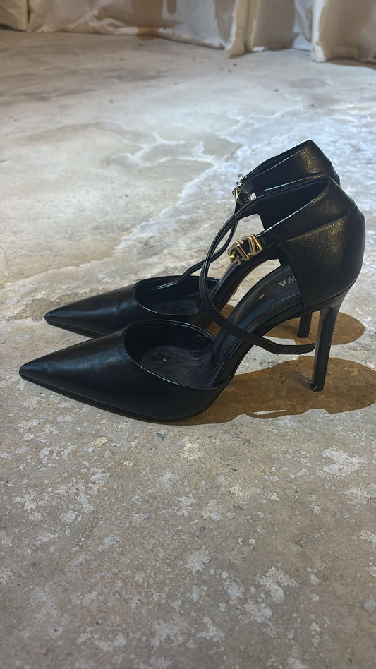 Archive Black Heals